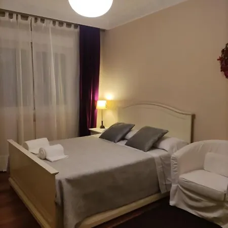 홈스테이 En Vivienda Gran Via *